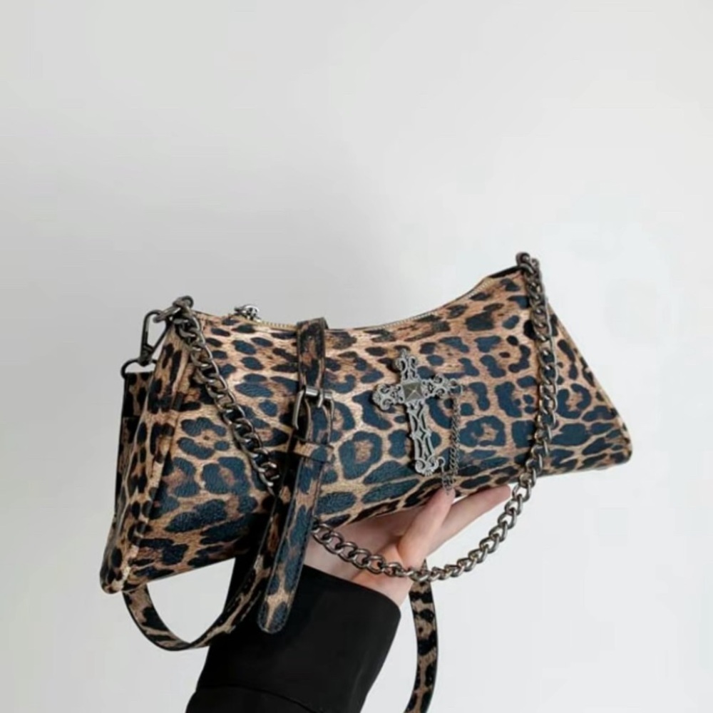 Leopard Pattern Criss Cross Design Crossbody Bag